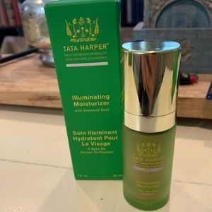 New in box! Tata Harper Illuminating Moisturizer
